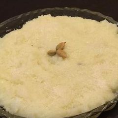 A picture of Suji Doodh ka halwa.