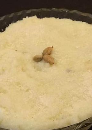 A picture of Suji Doodh ka halwa.
