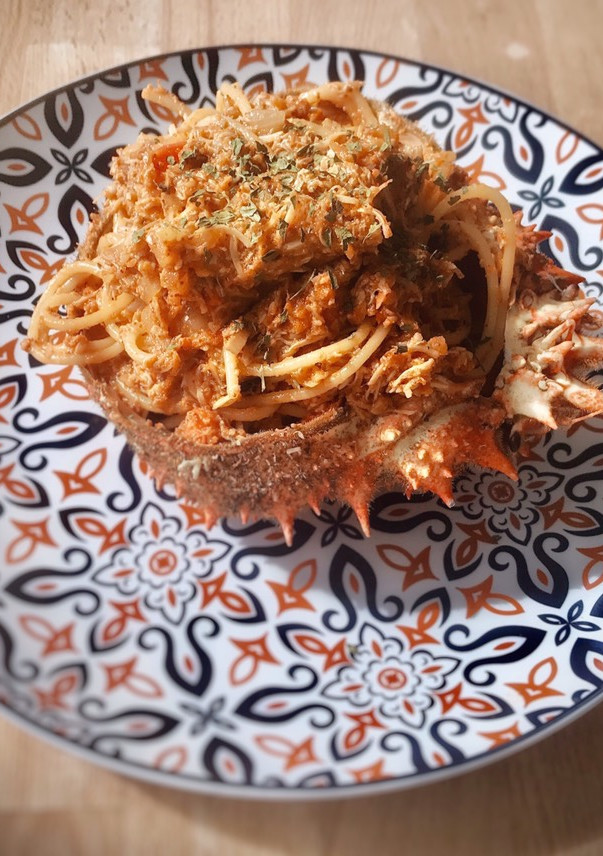 Una foto de Spaghetti con carne de centolla