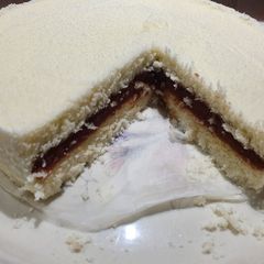 A picture of Rice Cake with Red Bean Paste.
