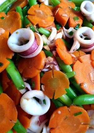 Hình của món Mực xào rau củ.