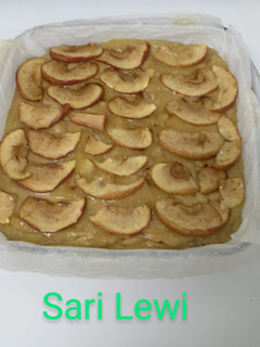 Foto principal de Tarta de manzana hecha en Horno microondas (receta caliente de 4 ingredientes)