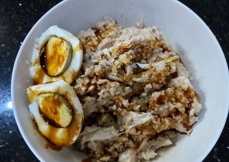 Bagaimana Membuat Bubur ayam oatmeal (menu diet) yang Bisa Manjain Lidah