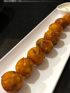 સાબુદાણા ના પકોડા (Sago Pakoda Recipe In Gujarati) રેસીપી મુખ્ય ફોટો