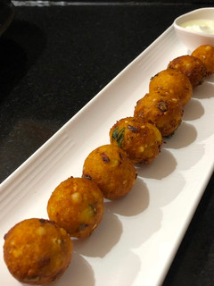 સાબુદાણા ના પકોડા (Sago Pakoda Recipe In Gujarati) રેસીપી મુખ્ય ફોટો