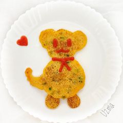 A picture of Sooji ka cheela.