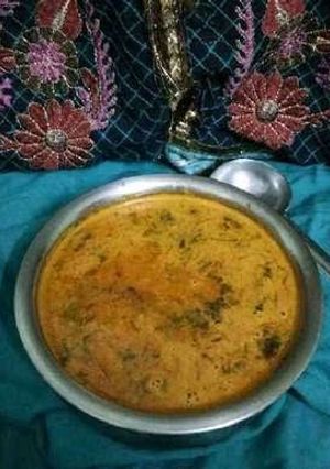 A picture of Traditional Red Amaranth Leaves Curry.