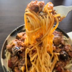 A picture of Spaghetti Meat Sauce (Vietnamese Fusion) | Mì Spaghetti Theo Vị Việt Nam.