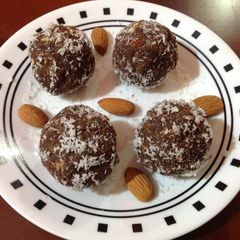 A picture of Dry fruit Ragi Unde(finger millet laddoo).