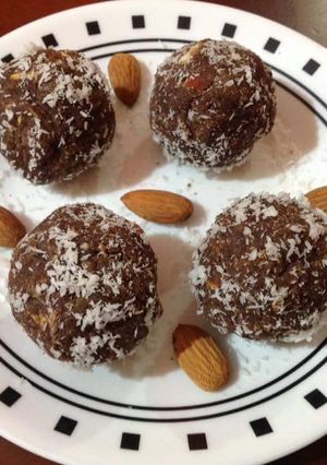 A picture of Dry fruit Ragi Unde(finger millet laddoo).