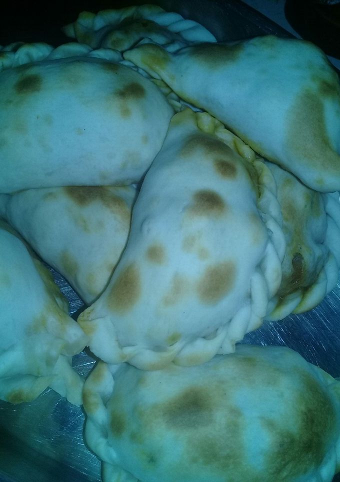 Una foto de Empanadas de carne súper simples y fáciles 😋