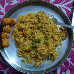 A picture of Vegetable Masala Maggi.