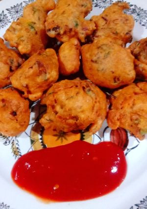 A picture of Hari pyaz ke pakore.