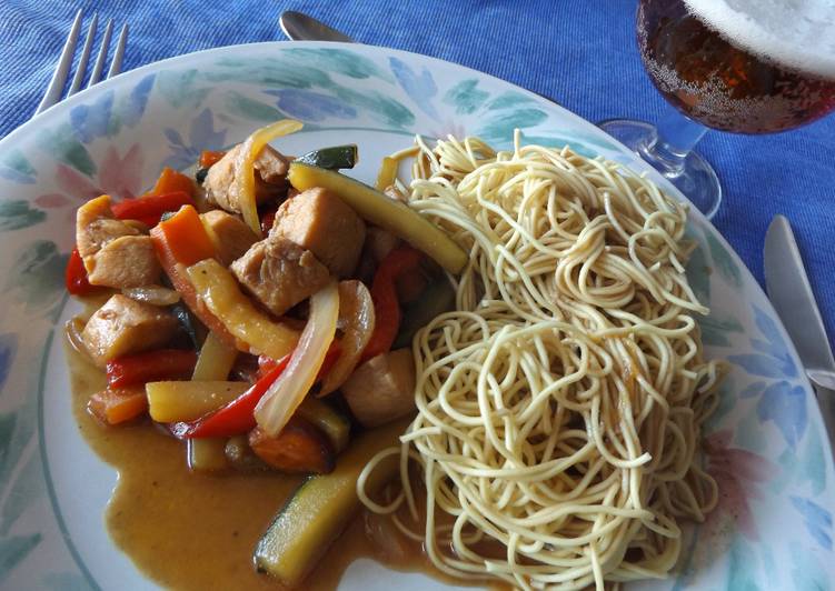 Wok vegetariano sencillo con noodles