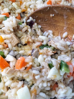 Una foto de Ensalada de arroz fácil