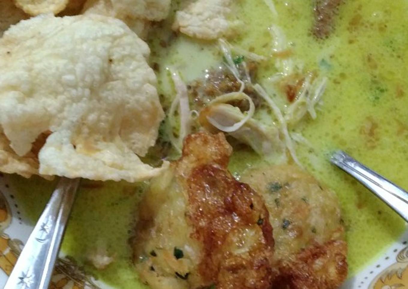 Soto ayam medan