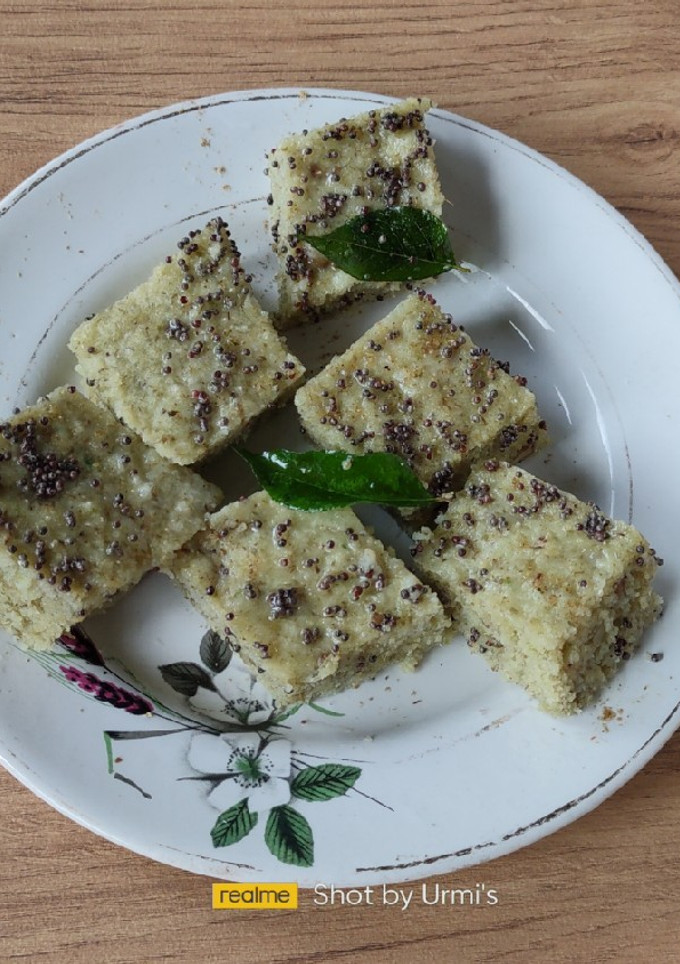 લીલાં મગ ના ઢોકળા (Green Moong Dhokla recipe in Gujarati) રેસીપી મુખ્ય ફોટો