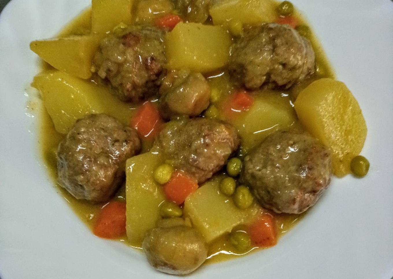 Albóndigas a la jardinera