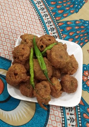 A picture of Masala gota.