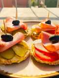 Tapas con petto di tacchino salmistrato