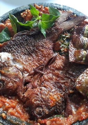 Foto resep Penyet Ikan Mas
