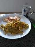 Huevos revueltos con maicitos #desayuno