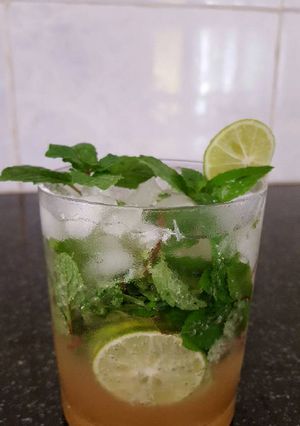 A picture of Virgin Mojito/Lemon Mint Soda.