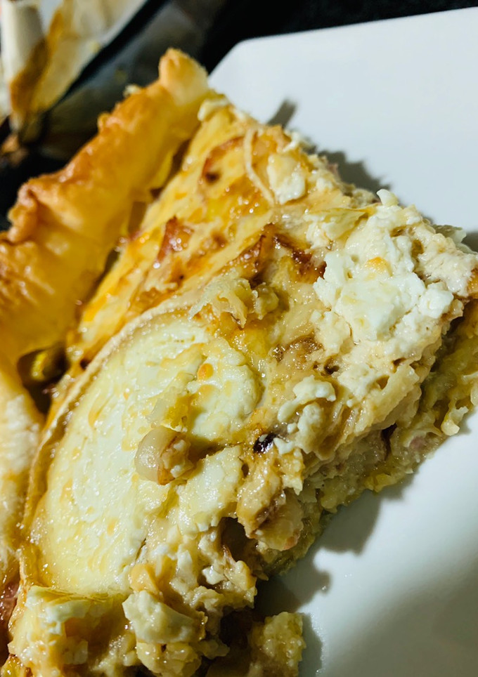 Una foto de Quiche de puerro, bacon y queso de cabra🤩🤩