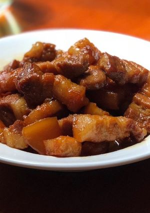 Hình của món Thịt kho tàu - món ăn của mẹ.