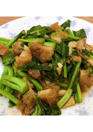 รูปของ คะน้าหมูกรอบ