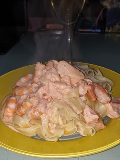 Une photo de Tagliatelles saumon crevettes