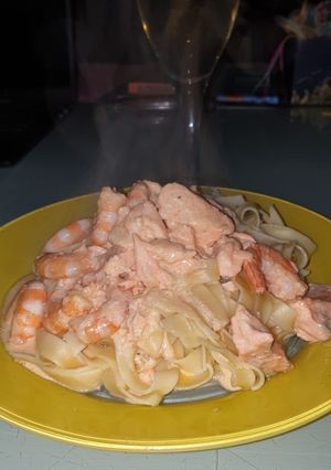 Une photo de Tagliatelles saumon crevettes