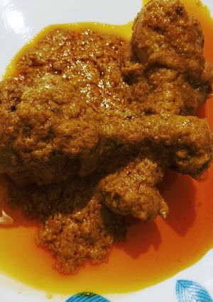 A picture of Chicken Chaap in Kolkata Style.