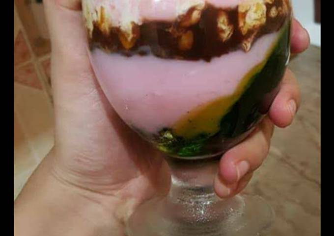 Step-by-Step Guide to Make Super Quick Homemade Custard with a little twist