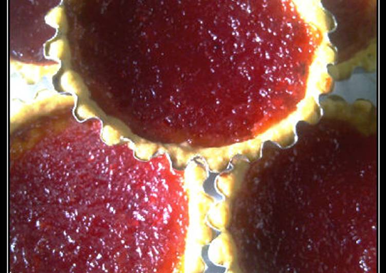 Resep Pie strawberry cinta, Enak Banget