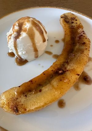 A picture of Bananas Foster.