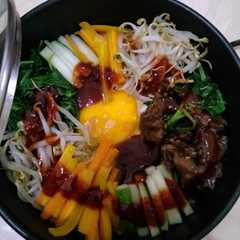 รูปของ Dolsot Bibimbab