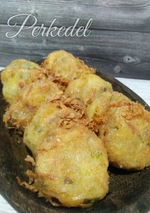 Foto resep Perkedel (persatuan kentang dan telur)