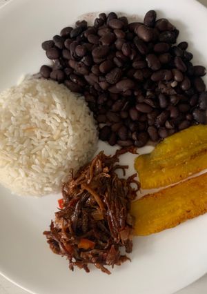 Una foto de Pabellón venezolano
