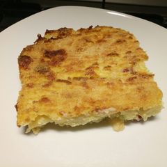 A picture of Gateau di patate (potato bake).