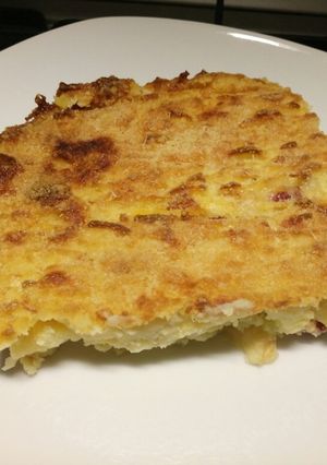 A picture of Gateau di patate (potato bake).
