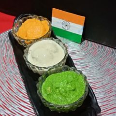 Tricolour Dahi Vada A picture of Tricolour Dahi Vada.