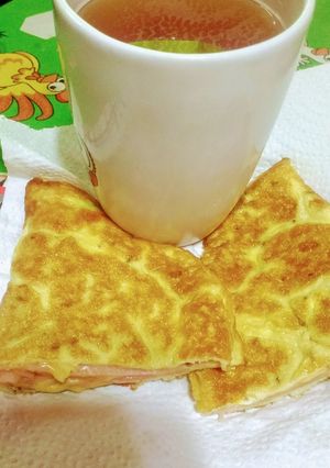 Una foto de Omelette c/j y queso