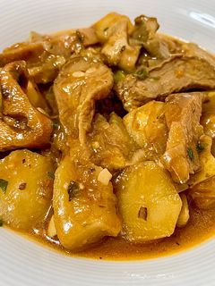 Una foto de Setas con patatas