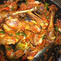 A picture of Peppered chicken.