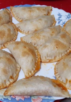 Una foto de Empanadillas de marisco y de Cabrales con manzana (para los muy amantes del queso)