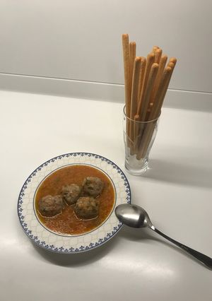 Φωτογραφία της συνταγής Κοκκινιστά γιουβαρλάκια