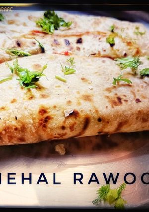 झटपट चपाती पासून फ्रँकी (Chapati Frankie Recipe In Marathi) रेसिपी चे मुख्य फोटो 