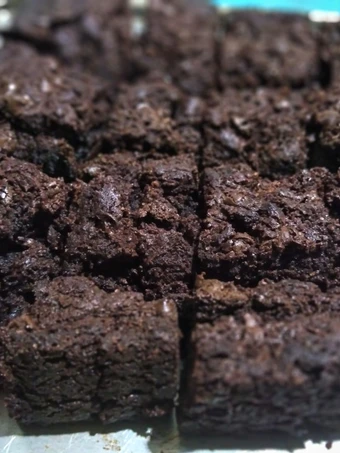 Cara Mudah Menyiapkan Resep Brownies panggang putih telur yang Bisa Manjain Lidah Anti Ribet, Mantap