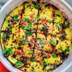 A picture of Khaman Dhokla.